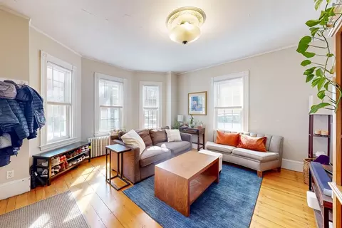 15 Kenney St #1, Jamaica Plain, MA 02130