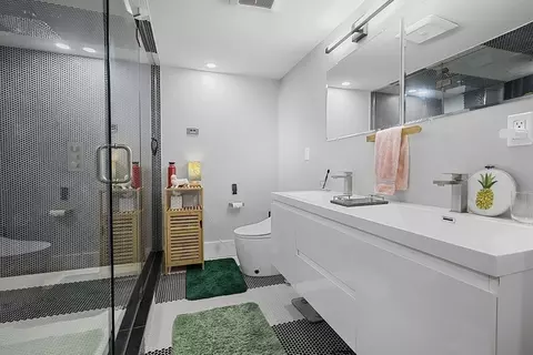 54 Benton #A, Somerville, MA 02143 photo 28