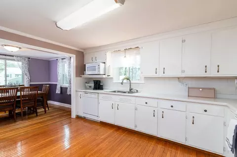 23 Plain St, Walpole, MA 02081 photo 10