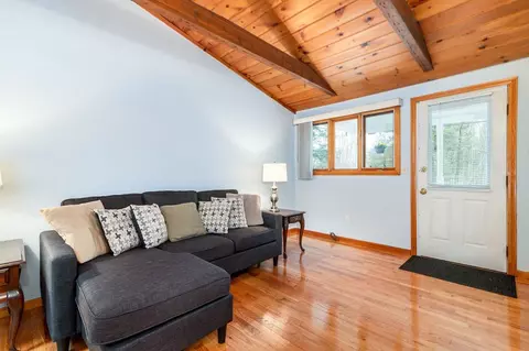 23 Plain St, Walpole, MA 02081 photo 5
