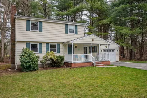 23 Plain St, Walpole, MA 02081 photo 4