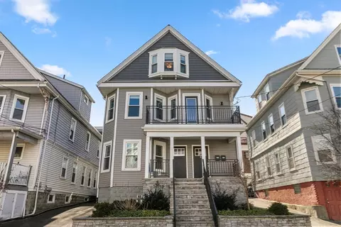 122 Hudson St #1, Somerville, MA 02144