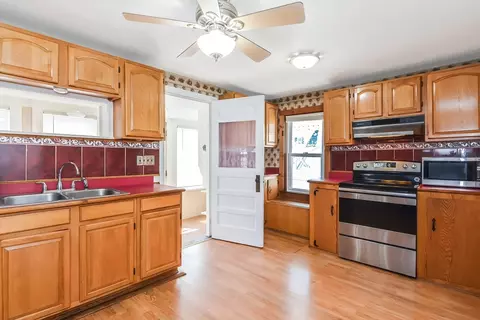 7 C St, Douglas, MA 01516 photo 8