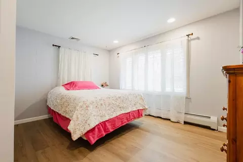 25 Randolph Rd, Worcester, MA 01606 photo 11
