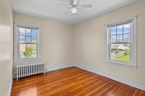 124 Monarch St, Fall River, MA 02723 photo 37