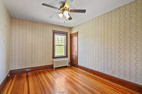 124 Monarch St, Fall River, MA 02723 photo 32