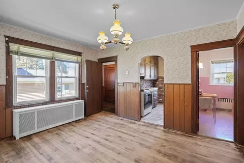 124 Monarch St, Fall River, MA 02723 photo 21