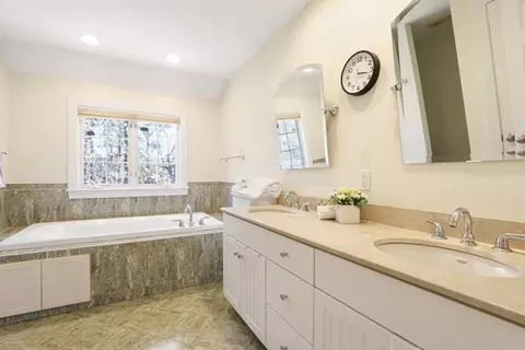 70 Elmwood Rd, Needham, MA 02492 photo 25