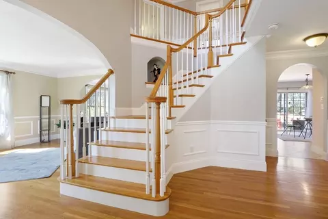 70 Elmwood Rd, Needham, MA 02492 photo 2