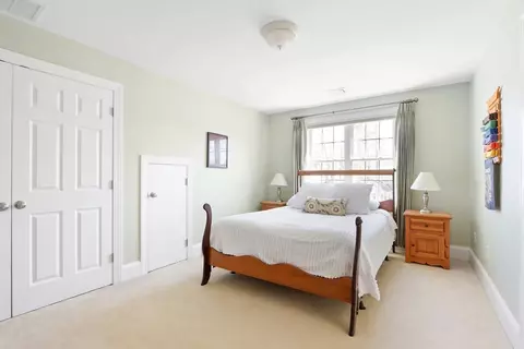 70 Elmwood Rd, Needham, MA 02492 photo 18