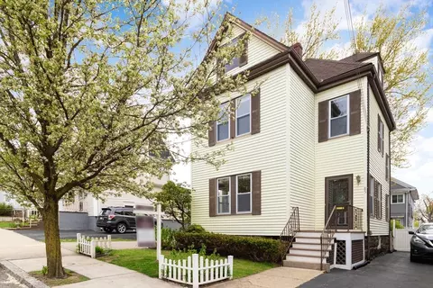 85 Brookings St, Medford, MA 02155