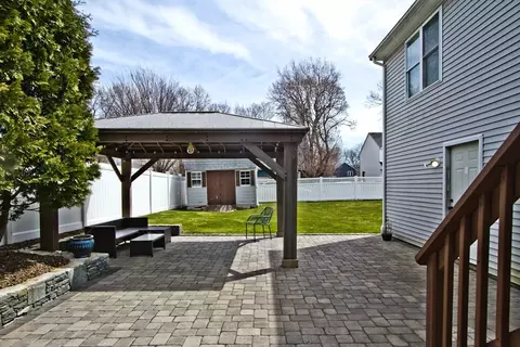 19 Matteo St, Worcester, MA 01606 photo 8