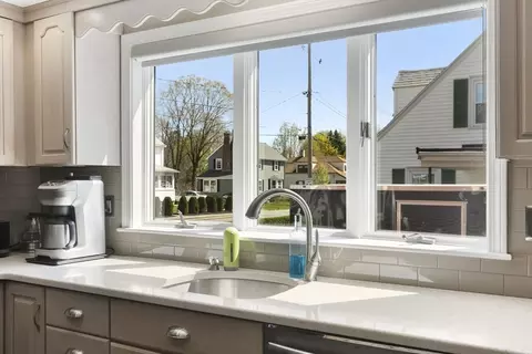 183 Washington St, Reading, MA 01867 photo 15