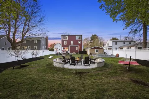 183 Washington St, Reading, MA 01867 photo 2