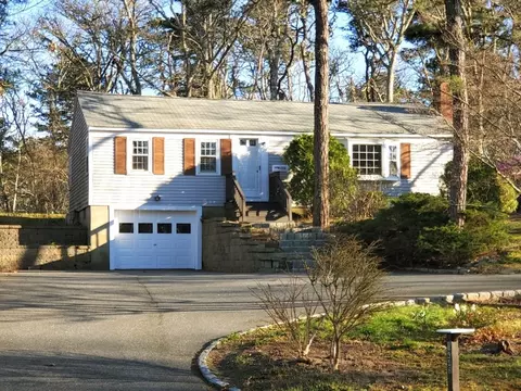 1235 Orleans Rd, Harwich, MA 02645