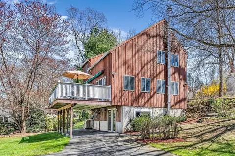 19 Algosi Rd, Marlborough, MA 01752