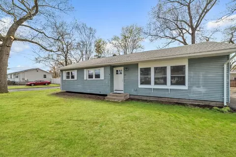 Exterior - 230 Gilbert Ave, Springfield, MA 01119 photo 1 of 4