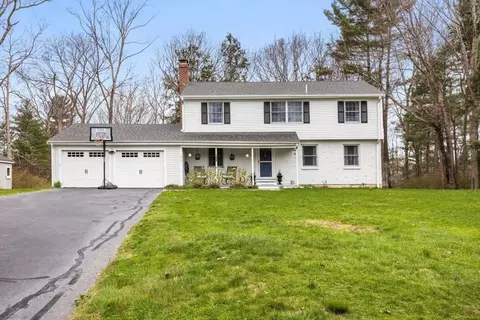312 Holly Rd, Marshfield, MA 02050 photo 2