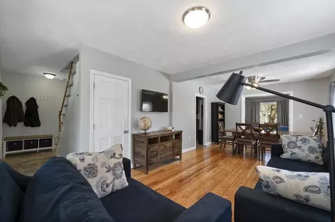 10 Crane St, Danvers, MA 01923 photo 12