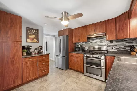 10 Crane St, Danvers, MA 01923 photo 18