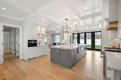 66 Jerusalem Rd, Cohasset, MA 02025