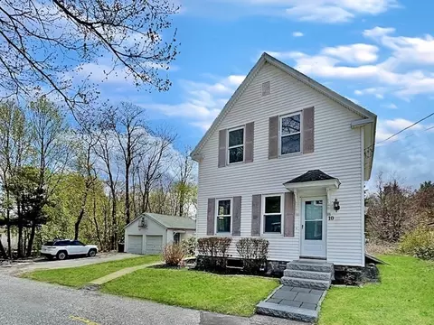 10 Carleton Ave, Chelmsford, MA 01824