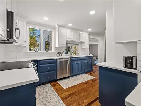 Kitchen - 39 Broad Meadow Rd, Needham, MA 02492 photo 1 of 5