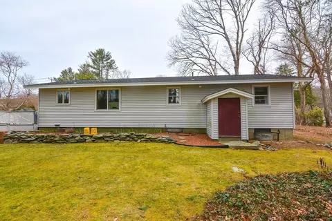 229 White St, Raynham, MA 02767 photo 2