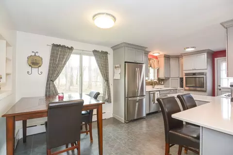 229 White St, Raynham, MA 02767 photo 7