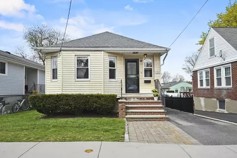 29 Piermont St, Watertown, MA 02472