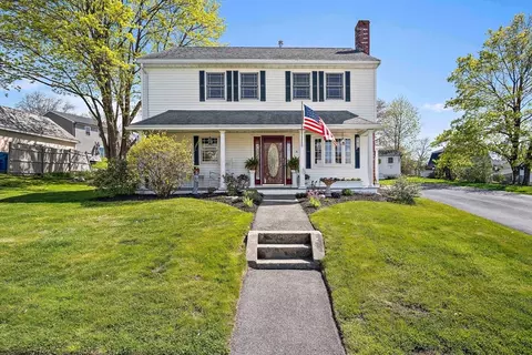 4 Jeffrey Rd, Billerica, MA 01821