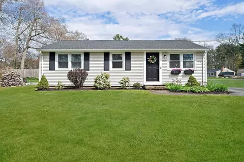 41 Lorna Ave, Pembroke, MA 02359
