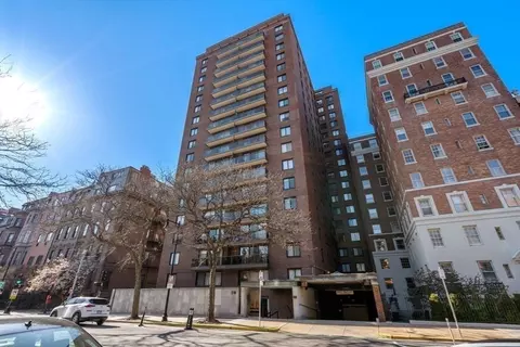180 Beacon St #16G, Boston, MA 02116