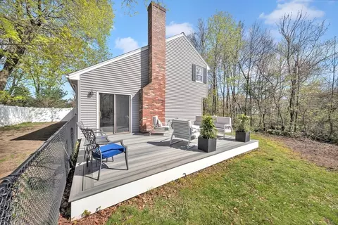 48 Warren Ave, Reading, MA 01867 photo 29