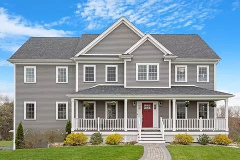 130 Windkist Farm Rd, North Andover, MA 01845