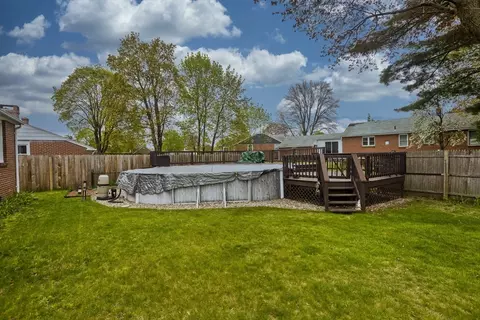 65 Mathieu, Chicopee, MA 01020 photo 3
