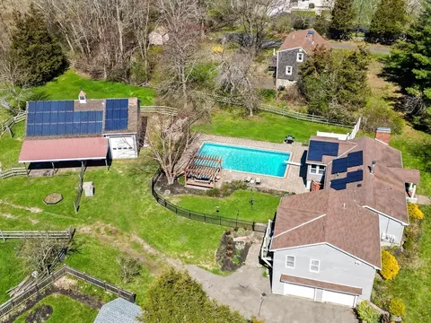 196 High Rd, Newbury, MA 01951