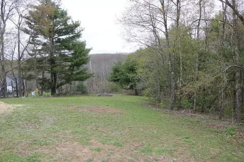 39 Blood Rd, Charlton, MA 01507