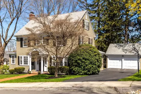 2 Plymouth Rd, Lexington, MA 02421