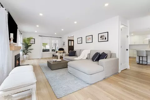 62 Beaufort Ave, Needham, MA 02492 photo 8