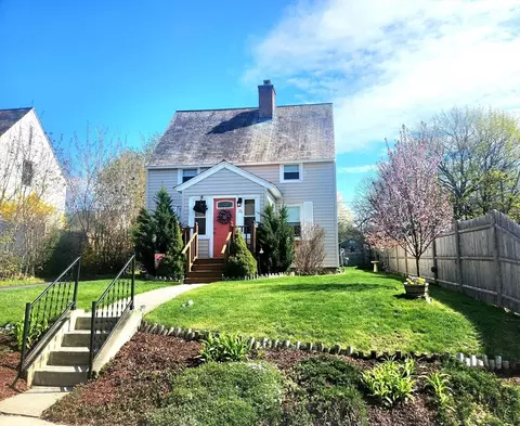 Exterior - 25 Watt Rd, Worcester, MA 01606 photo 14 of 15