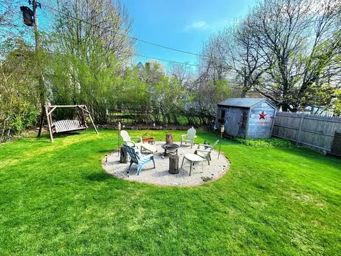 Exterior - 25 Watt Rd, Worcester, MA 01606 photo 11 of 15