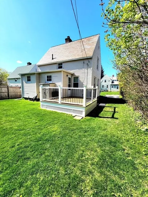 Exterior - 25 Watt Rd, Worcester, MA 01606 photo 7 of 15