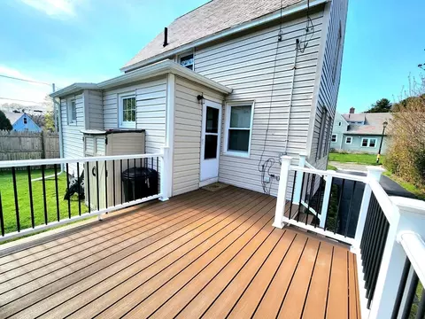 Exterior - 25 Watt Rd, Worcester, MA 01606 photo 8 of 15
