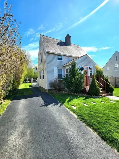 Exterior - 25 Watt Rd, Worcester, MA 01606 photo 3 of 15