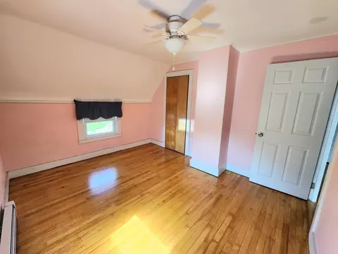 Bedroom - 25 Watt Rd, Worcester, MA 01606 photo 7 of 8
