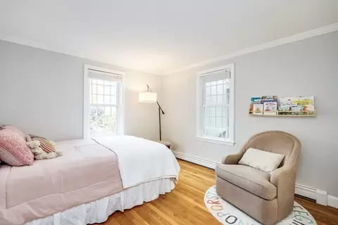 Bedroom - 7 Hillside Ave, Mashpee, MA 02649 photo 1 of 4