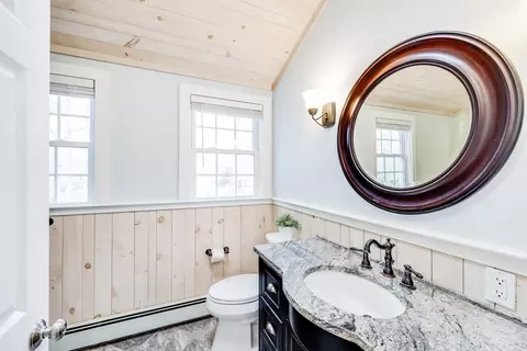Bath - 7 Hillside Ave, Mashpee, MA 02649 photo 3 of 3