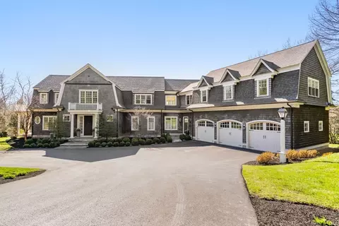 48 Glezen Ln, Wayland, MA 01778