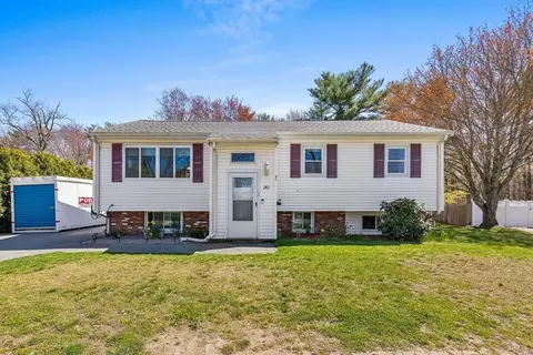 243 Myricks St, Taunton, MA 02718